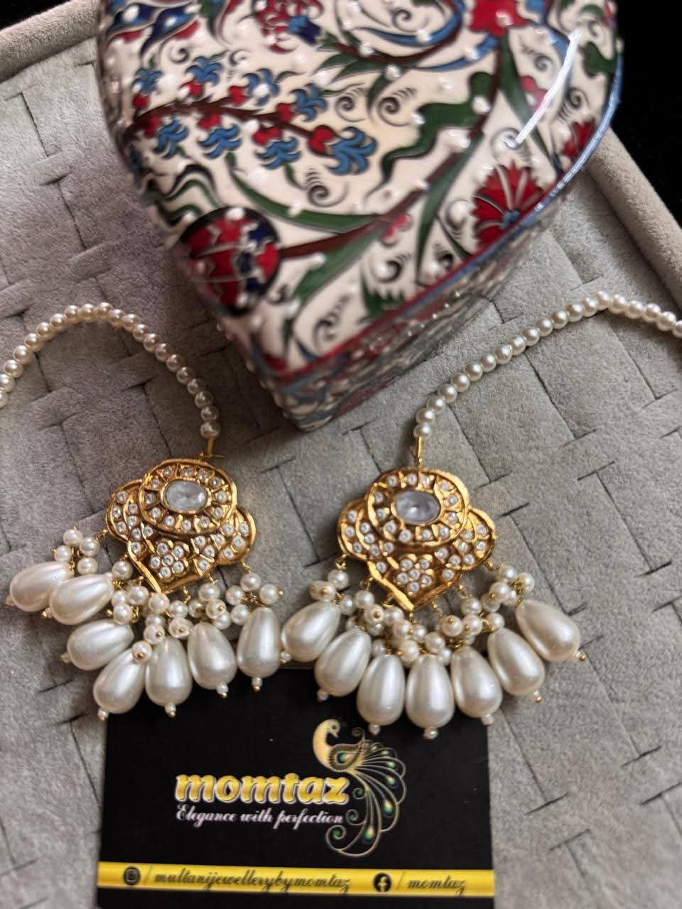 Multani studs